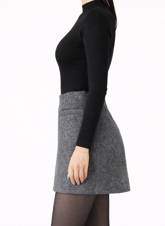 Jupe courte structurée à taille haute