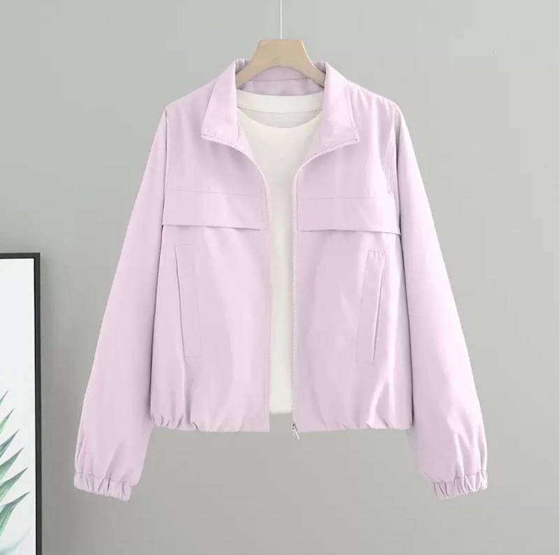 Veste légère zippée au style moderne
