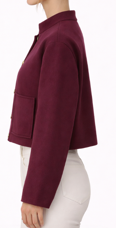 Veste courte structurée à boutons pression